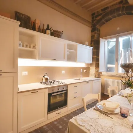 Il Pettirosso Apartment *
